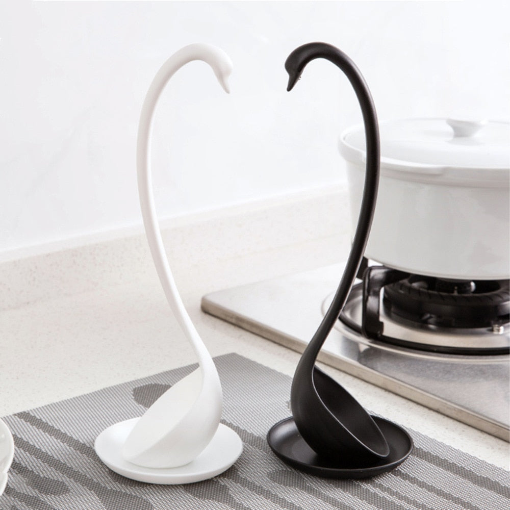 2018 Swan Ladle Spoons Unique Swan Shaped PP Ladle Special Swan Spoons Useful Kitchen Cooking Tool Plastic Ladle Worldwide Store